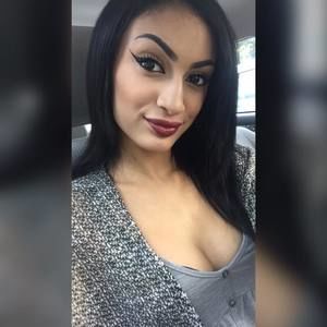 Meet your Posher, Nicole